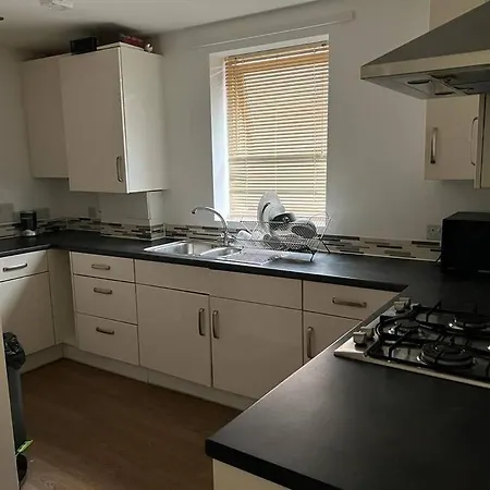 Comfy One Bedroom Apartment London Exterior photo