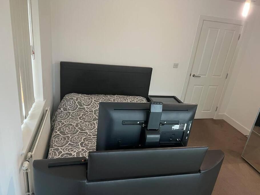 Apartment Comfy One Bedroom London